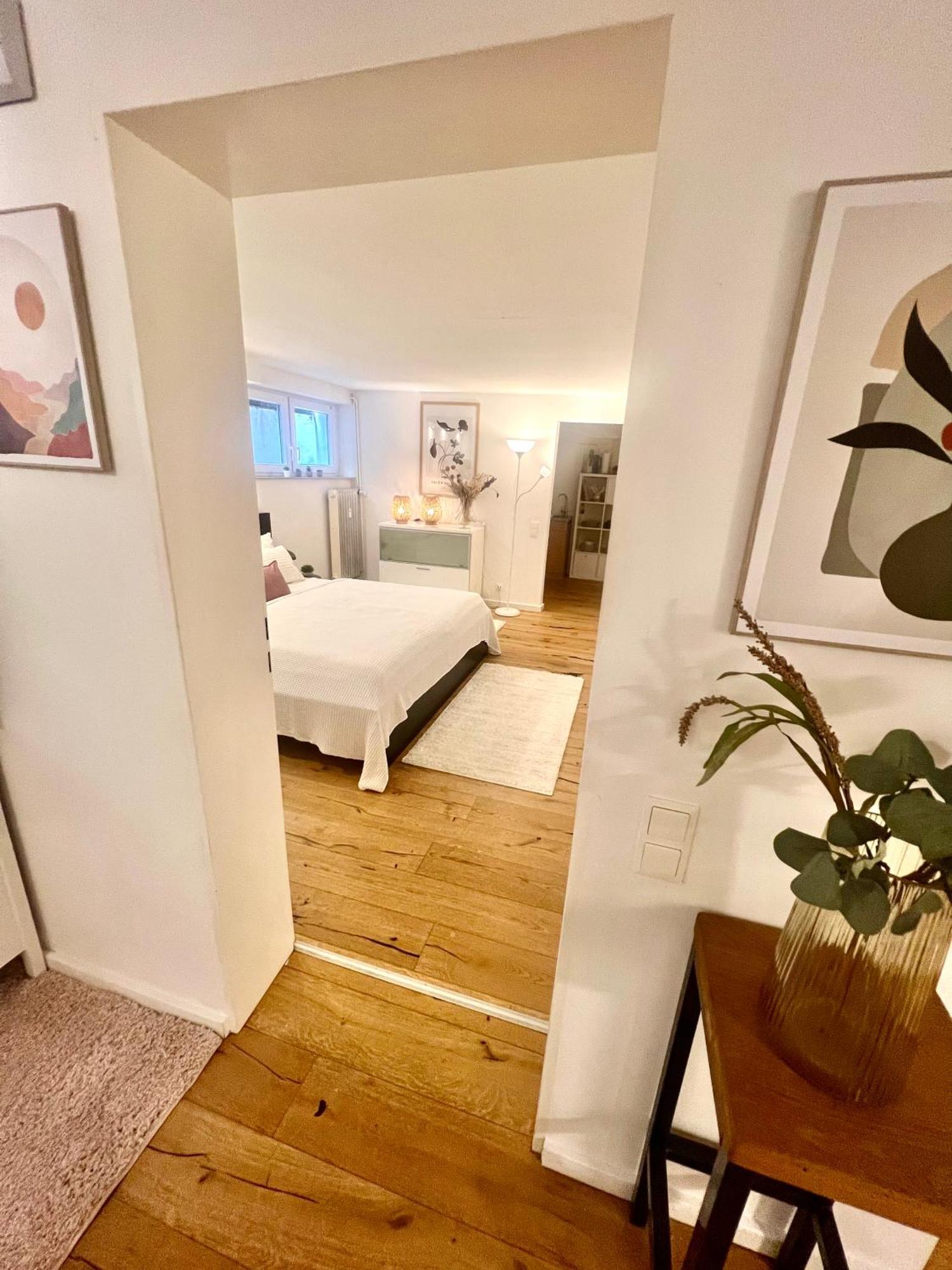 Gemuetliche Souterrain Wohnung Neben Der Universitaetsklinik In Homburg Homburg  Exterior foto
